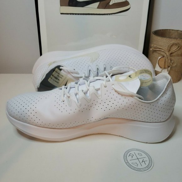 nike zoom fly noise cancelling